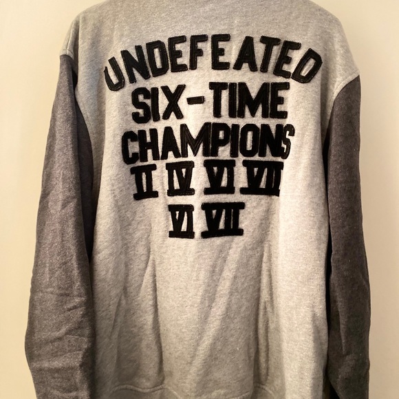UNDEFEATED Stadium Jacket - Picture 3 of 4